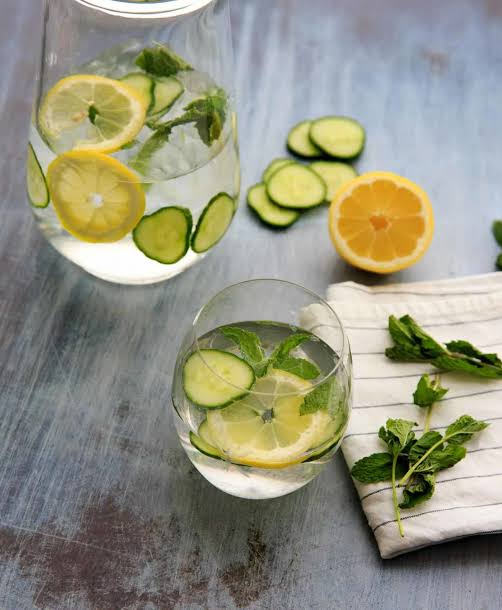 Staying hydrated before a lymphatic enhancement therapy session